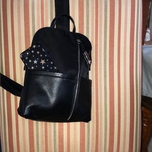 Single sling black, almost new hand bag